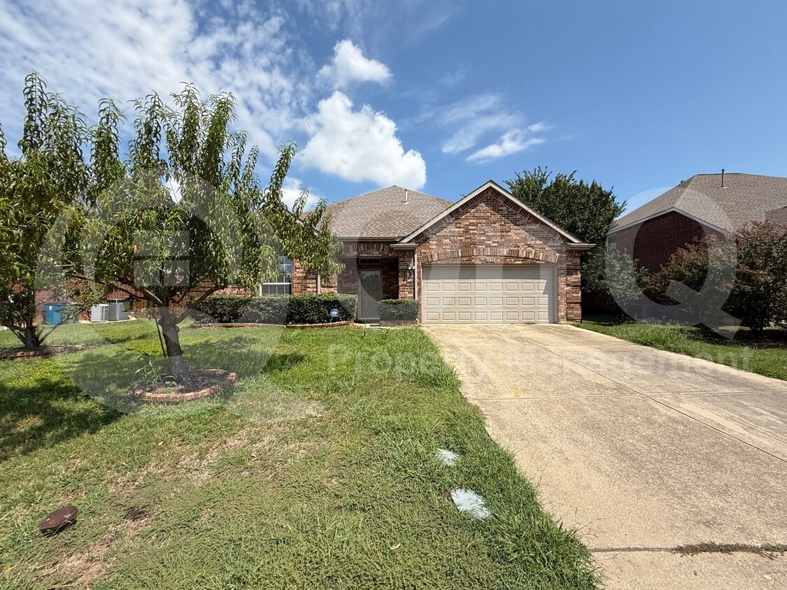 Photo - 1113 Shadowridge Circle