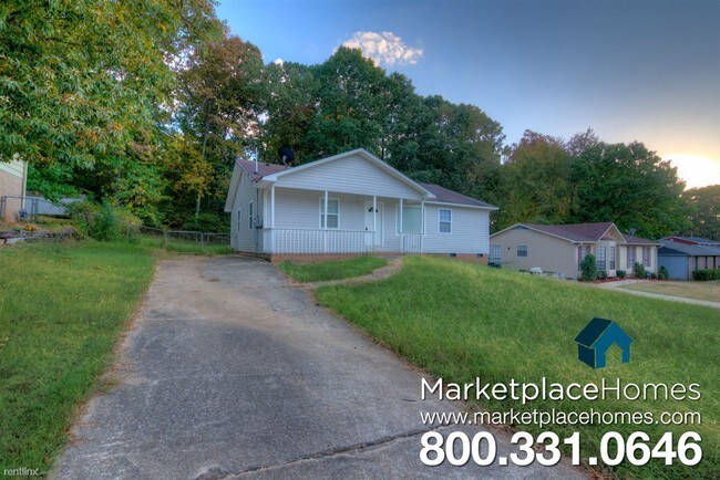 Building Photo - 1761 Tall Oak Cir