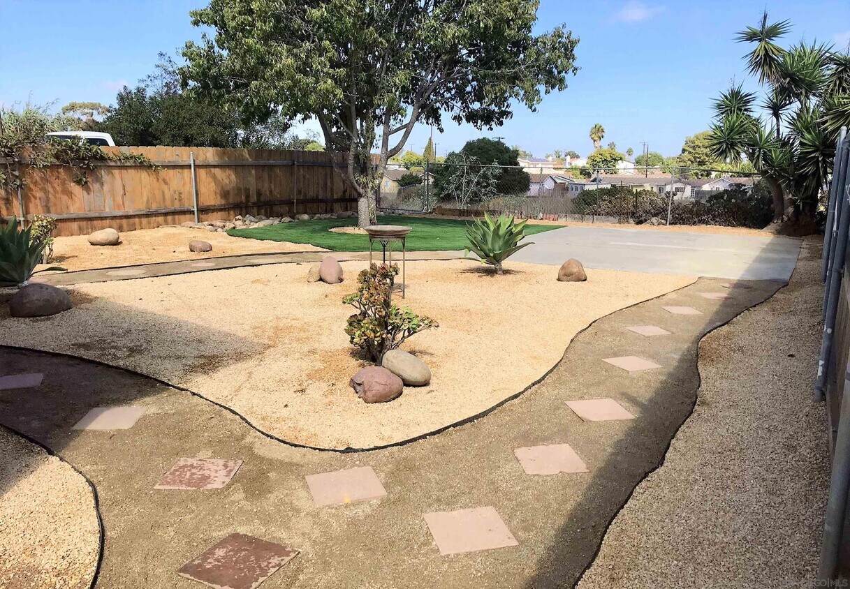 4349 Clairemont Dr, San Diego, CA 92117 Condo for Rent in San Diego