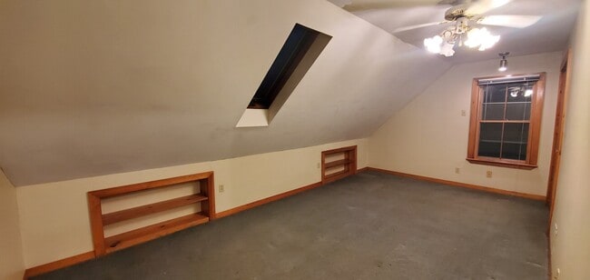 Building Photo - 117 Chestnut St