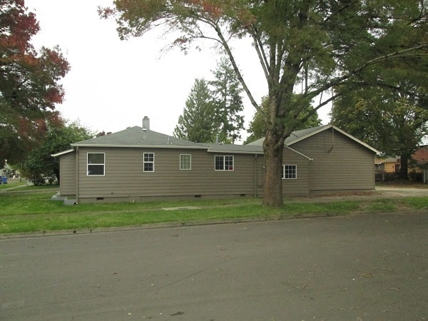 Building Photo - 3Bd/1Ba Single Story House - Available Soon!