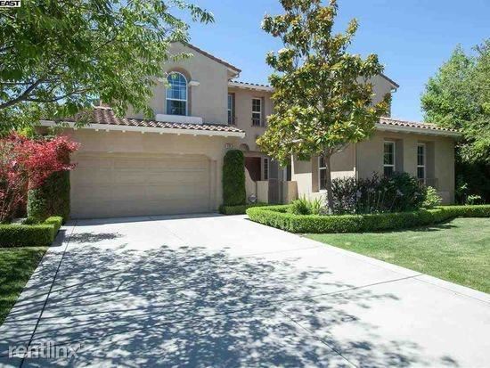 Foto principal - 5 br, 4.5 bath House - 6130 Ledgewood Terrace