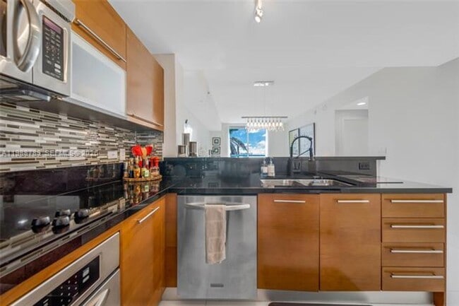 Foto del edificio - 253 NE 2nd St