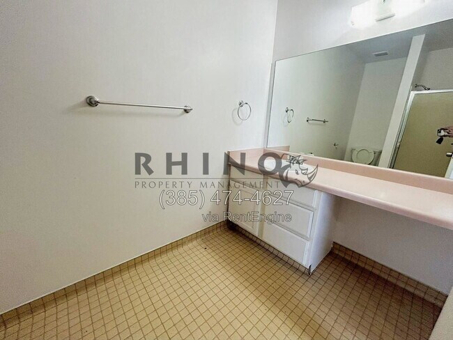 Foto del edificio - 4866 W 4780 S