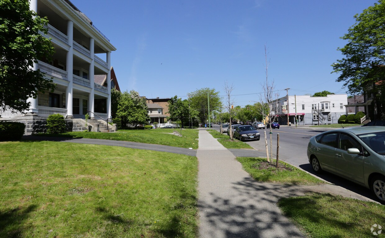 771 Madison Ave, Albany, NY 12208 Apartments in Albany, NY