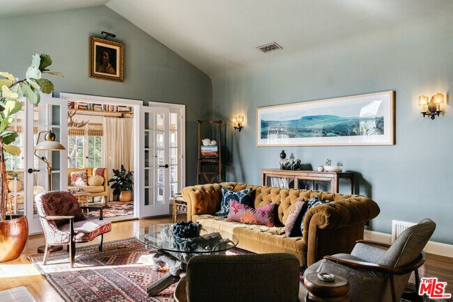 Foto del edificio - 4207 Dundee Dr