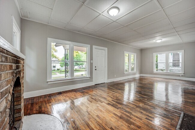 Foto del edificio - Freshly Updated 3 Bedroom House