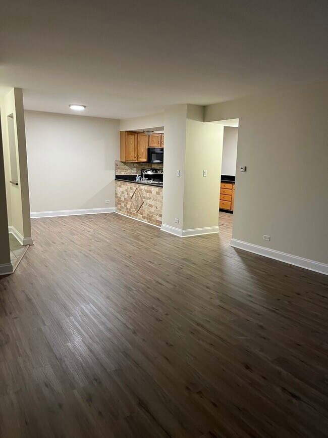 Building Photo - 4619 Kings Walk Dr