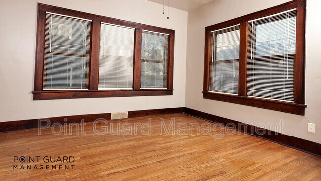 Building Photo - 3612 E 2nd St N