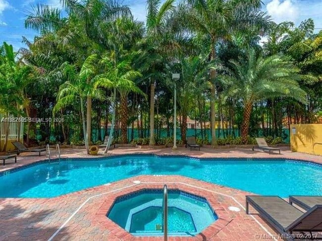 Foto del edificio - 3500 Coral Wy