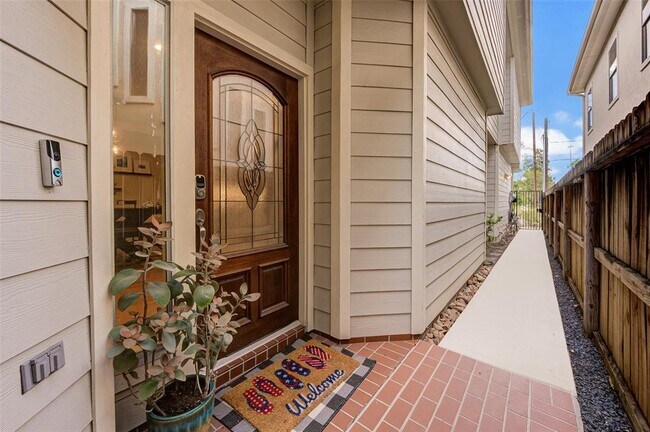 Foto del edificio - 5231 Inker St