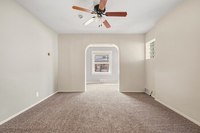 Foto del edificio - 2216 McMonagle Ave