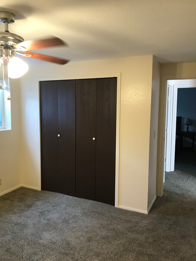 Spacious second bedroom with ample closet space - 230 Shoshone Ave