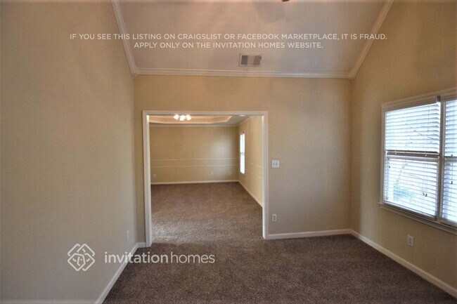 Building Photo - 1055 River Overlook Dr NW