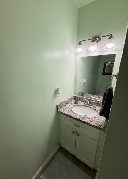 Foto del edificio - Spacious 2 Bed / 2 Bath Main-Floor Home in Phoenix, AZ