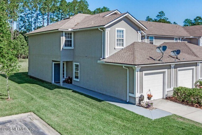 Foto del edificio - 215 Scrub Jay Dr