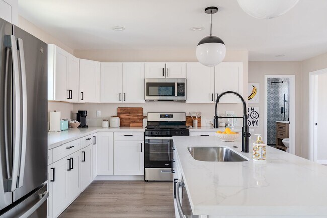 Foto del edificio - 6407 Richard St