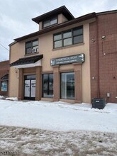 Building Photo - 31 Frelinghuysen Ave