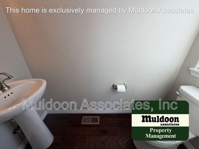 Foto del edificio - 7911 Ainsley Park Pl