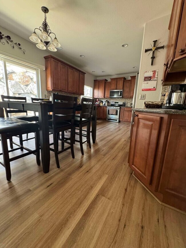 Foto del edificio - Available March 1 – A spacious and beautiful home in Panther Valley you won’t want to miss!