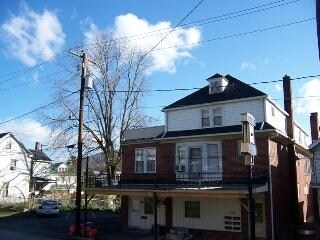 Foto principal - 117 S 4th St