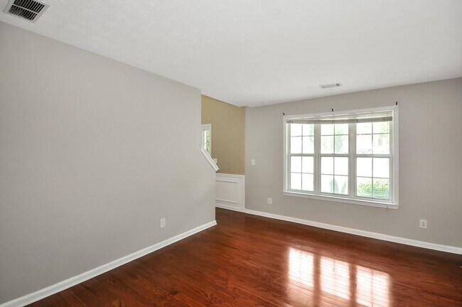 Building Photo - 2725 White Blossom Ln