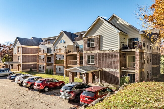 Building Photo - Timber Bluff