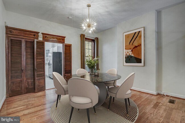 Foto del edificio - 1025 30th St NW