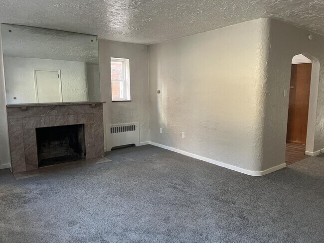 Building Photo - 308 Lenox Ave