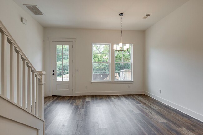 Building Photo - 2046 Morrison Ridge Dr