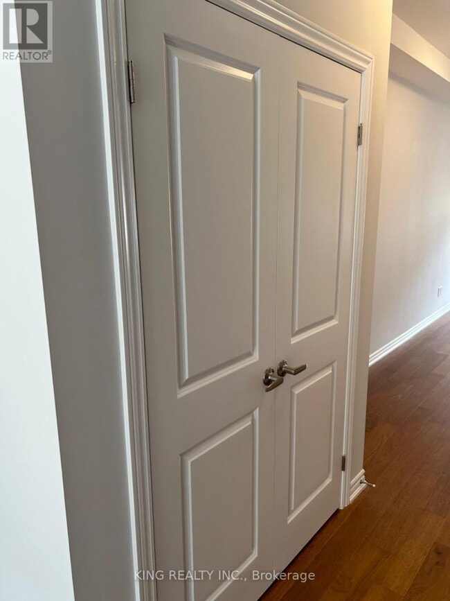 Photo du bâtiment - 5672 Dorchester Rd