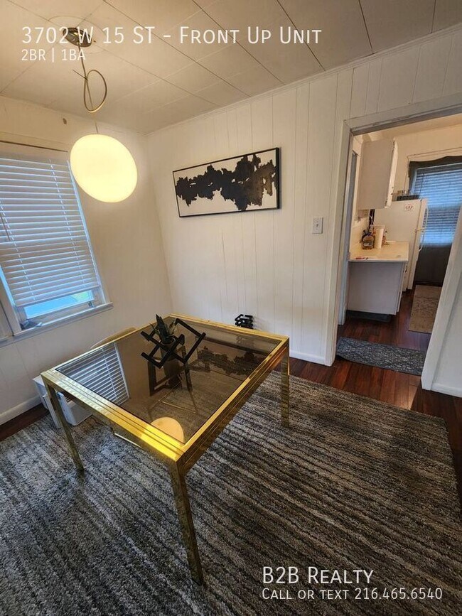 Foto del edificio - 3702 W 15th St