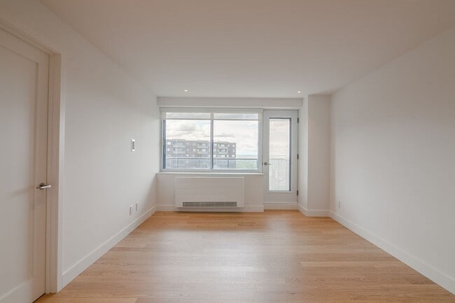 Photo du bâtiment - 4555 Av. Bonavista