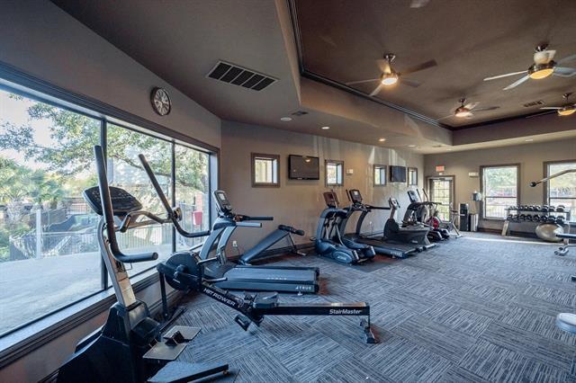 Foto del edificio - 9900 McNeil Dr