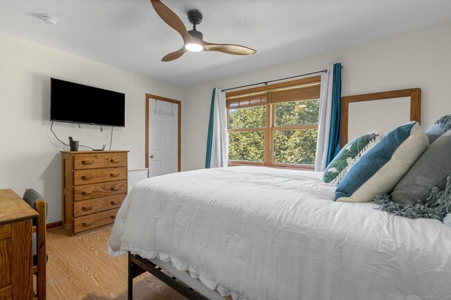 Building Photo - 33 Big Spruce Ln