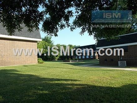 Foto principal - 1200 Hatcher Ln