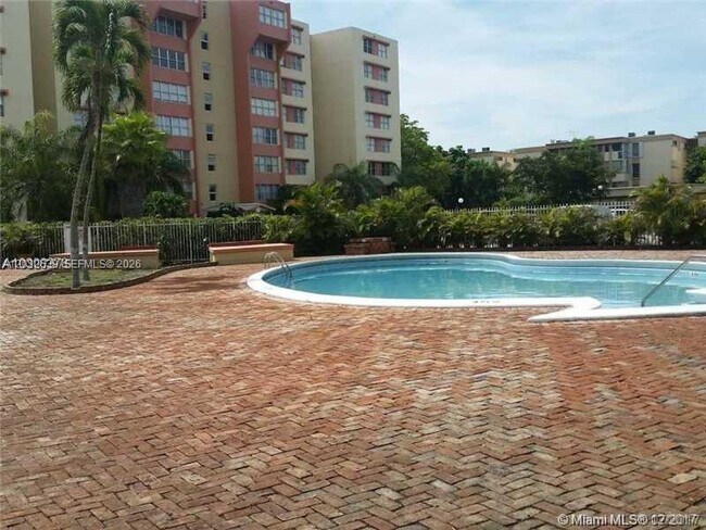 Foto del edificio - 9143 SW 77th Ave