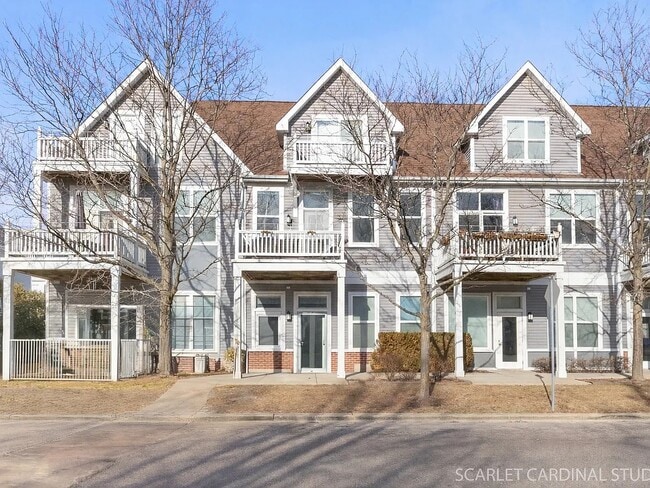 Building Photo - 1696 Simms St