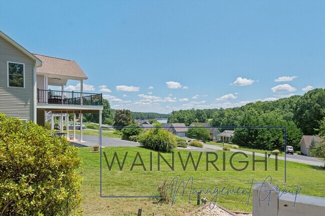Foto del edificio - Lake Access Home Wirtz, VA