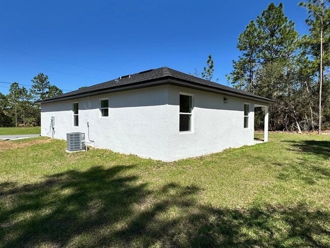 Building Photo - 7185 N Tallwood Dr