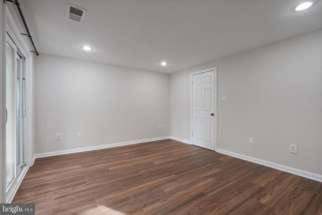 Foto del edificio - 7782 Marshall Heights Ct