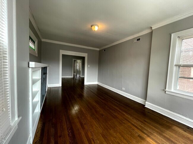 Foto del edificio - 3234 W Warner Ave