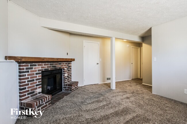 Building Photo - 6719 Cordova Dr