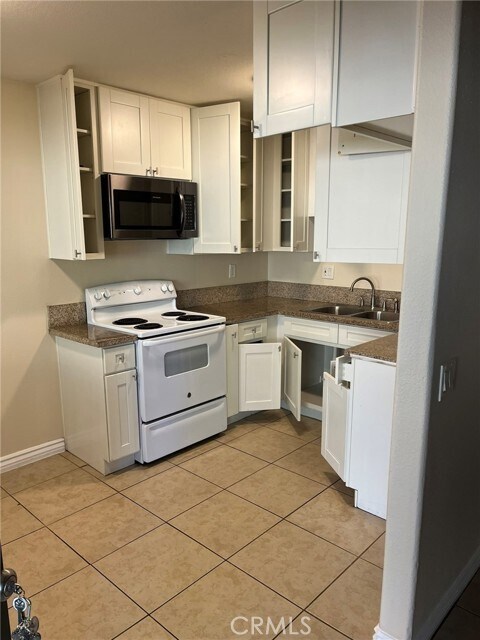Foto del edificio - 3495 E 21st St