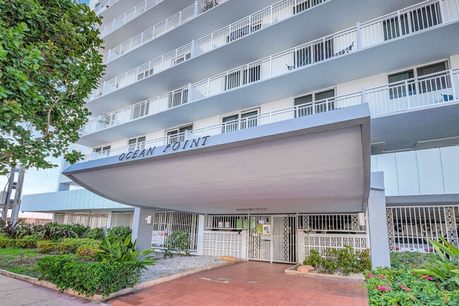 Building Photo - 345 Ocean Dr