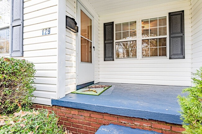 Building Photo - Well Maintained 2/1 Duplex in Spartanburg