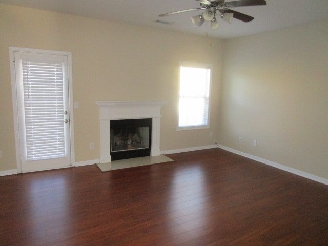 Foto del edificio - 6903 Grand Hickory Dr