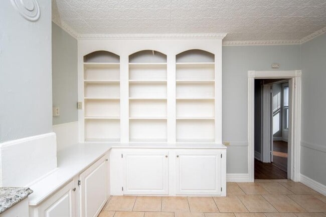 Foto del edificio - 233 Stow Ave