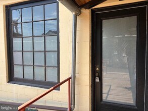 Building Photo - 8 Coryell St