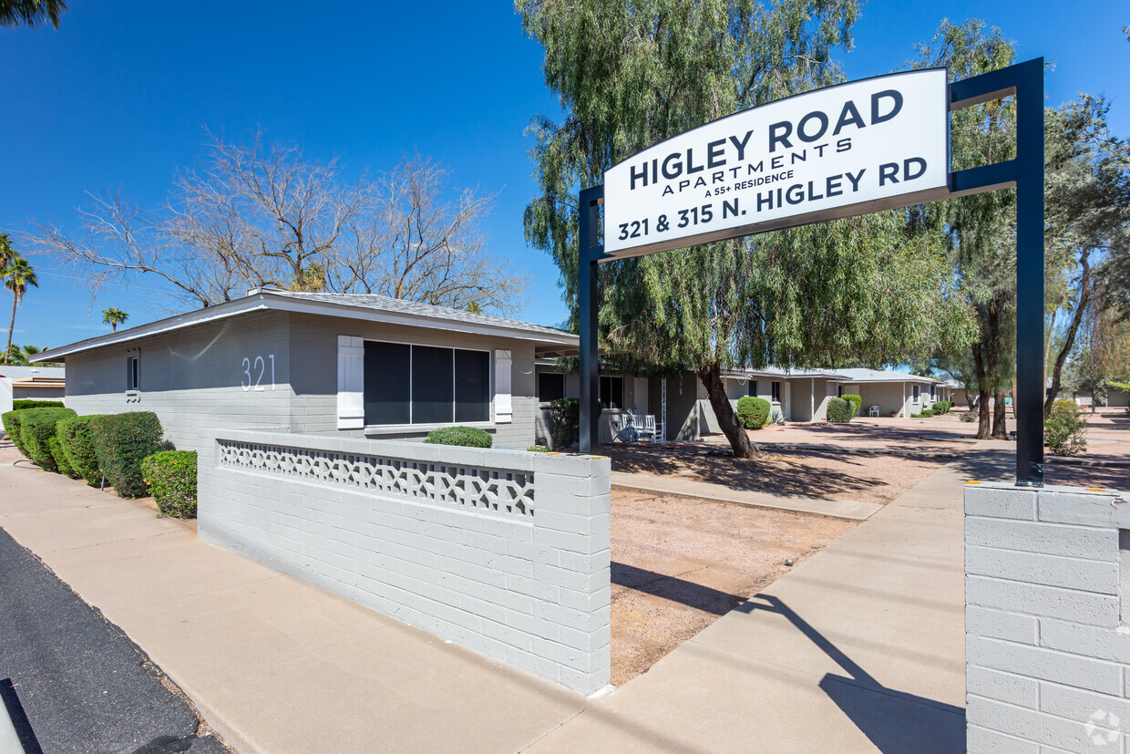 Foto principal - 315-321 N Higley Rd